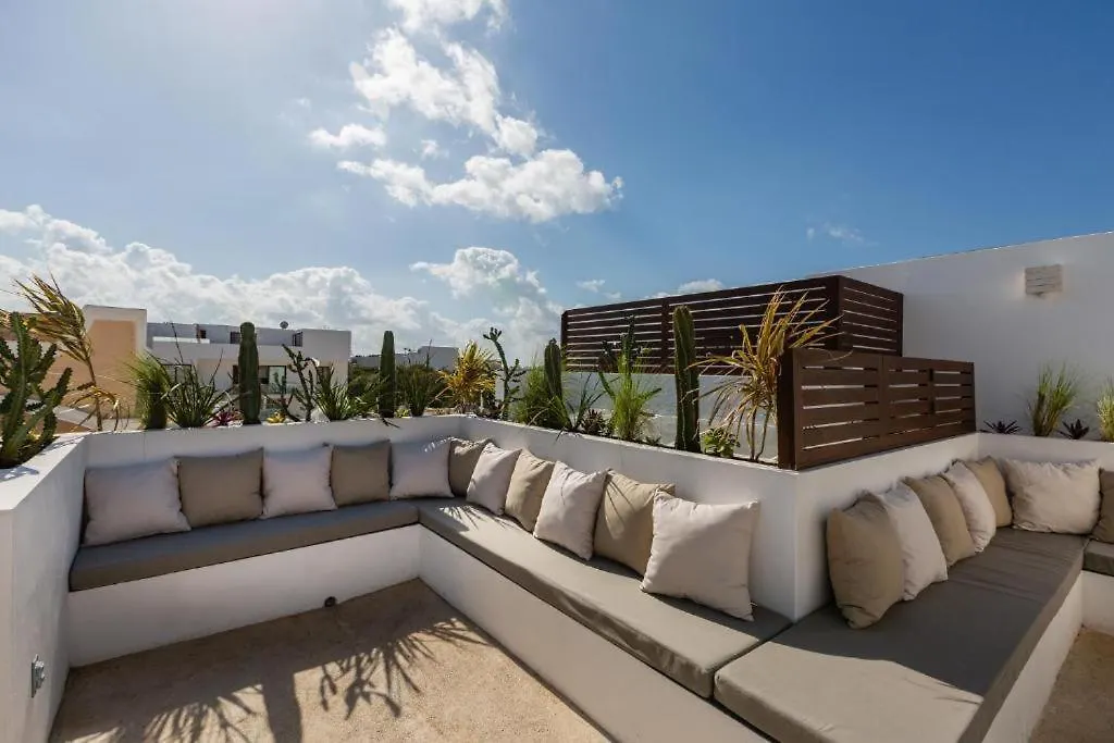 Modern Apartment In Playa Del Carmen