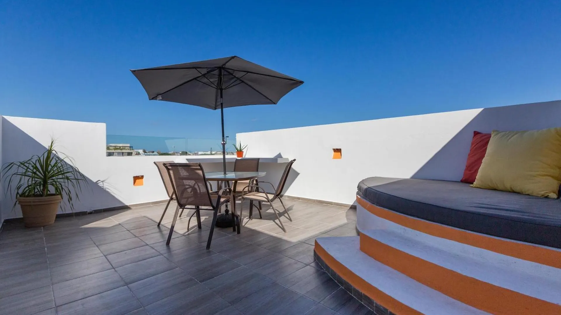 Modern Apartment In Playa Del Carmen